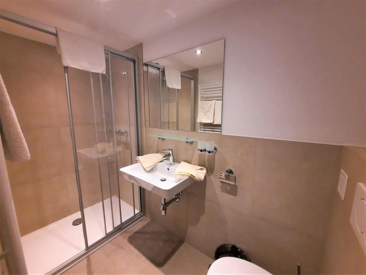 Garni Flori Villa Längenfeld Eksteriør bilde
