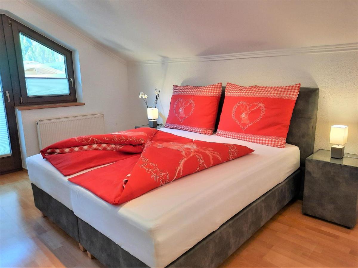 Garni Flori Villa Längenfeld Eksteriør bilde