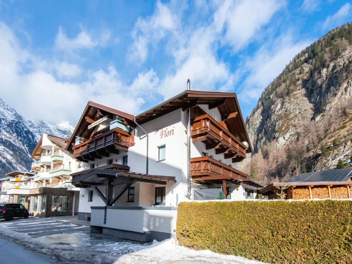 Garni Flori Villa Längenfeld Eksteriør bilde
